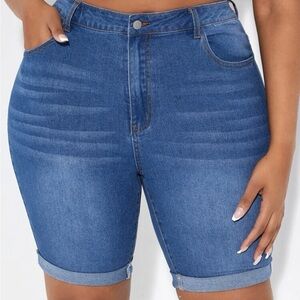 High Waisted Denim Rolled Hem Shorts